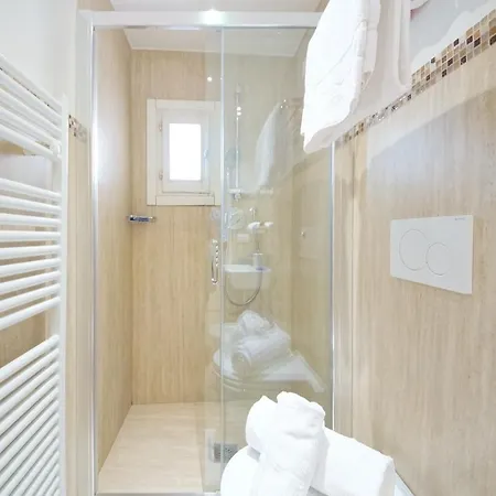 Dolcevita N 465 Biennale Benátky