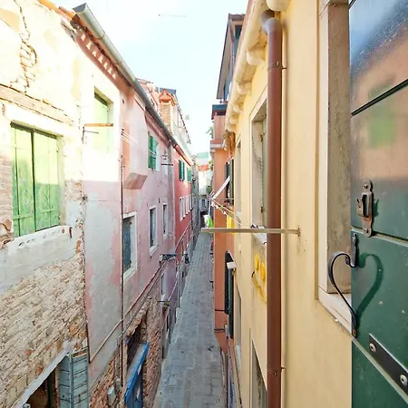 Dolcevita N 465 Biennale Benátky